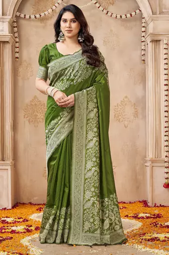 mahendi smart graceful handloom silk blend fanric woven designer saree