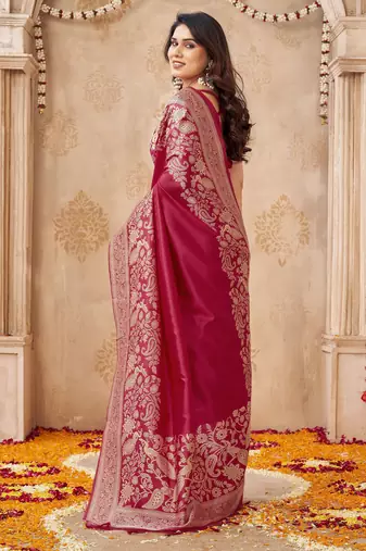 maroon smart graceful handloom silk blend fanric woven designer saree