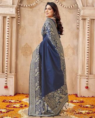 blue smart graceful handloom silk blend fanric woven designer saree 2
