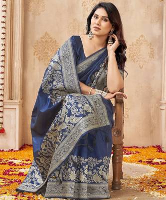 blue smart graceful handloom silk blend fanric woven designer saree 4