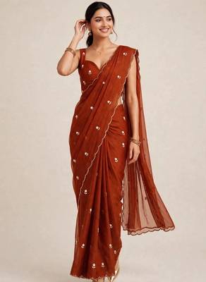 Elegant rangoli crush saree with intricate cutdana handwork 5