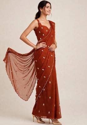 Elegant rangoli crush saree with intricate cutdana handwork 1