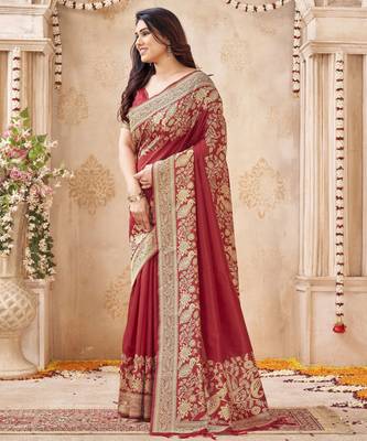 burgundy smart graceful handloom silk blend fanric woven designer saree 4
