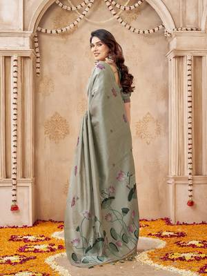 Grey color jute linen beautiful sophisticated rich looks saree 2