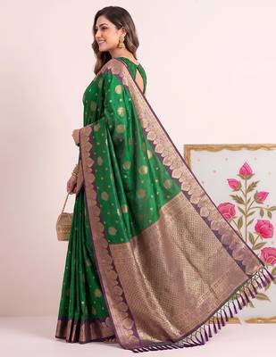 Green color woven designer silk ethnic trandy saree 3