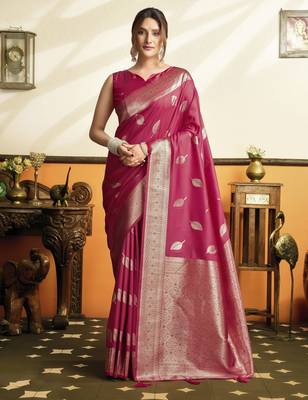 Pink color beautiful woven jacquard designer soft silk partywear saree 1