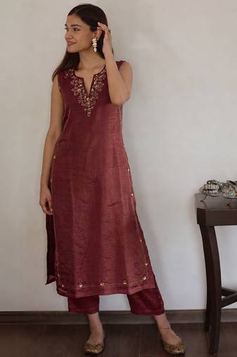 Wine tissue chanderi kurta set