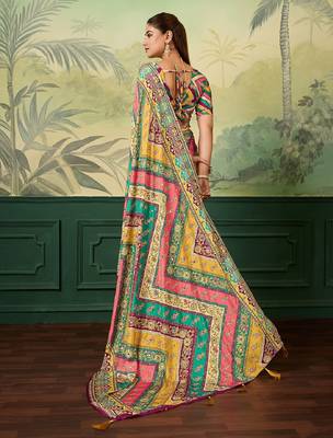wine color digital print with mirror work crep saree with blouse 4