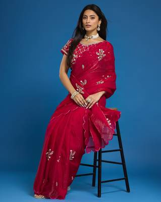 Rani tissue satin embellished saree with unstitched blouse piece. 2