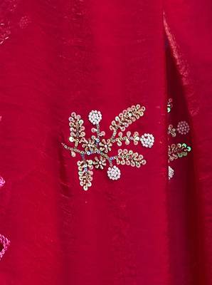 Rani tissue satin embellished saree with unstitched blouse piece. 3