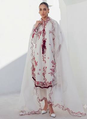 White embroidered kurti pant set with dupatta for women 1