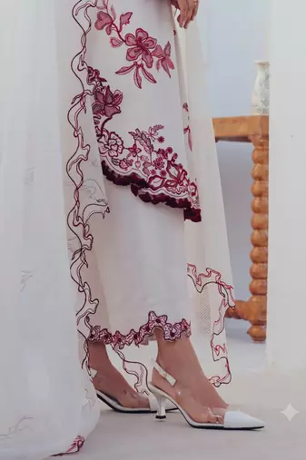 White embroidered kurti pant set with dupatta for women