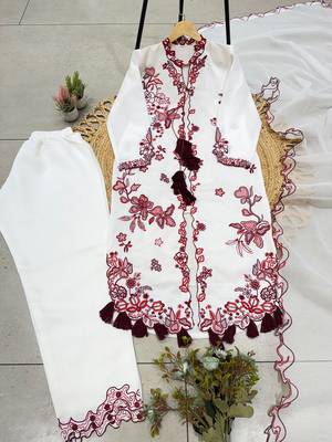 White embroidered kurti pant set with dupatta for women 4