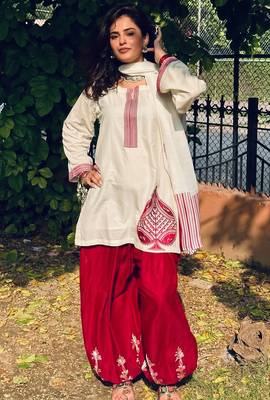 Women embroidered white & maroon cotton afghani salwar suit set with dupatta 1