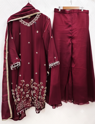 Women maroon  embroidered kurta palazzo set with dupatta 4