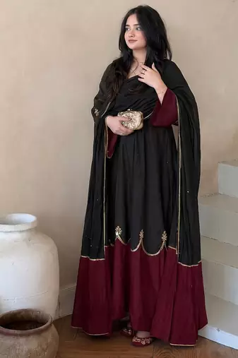 Women black & rust red embroidered kurta pant set with dupatta