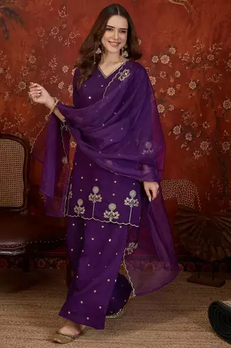 Purple cotton blend embroidered kurta plazzo set with Dupatta.