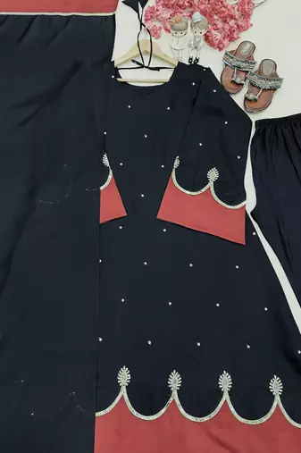 Women black & rust red embroidered kurta pant set with dupatta