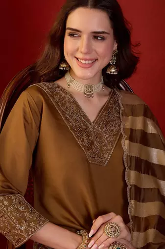 Brown silk blend embroidered kurta set with Dupatta.