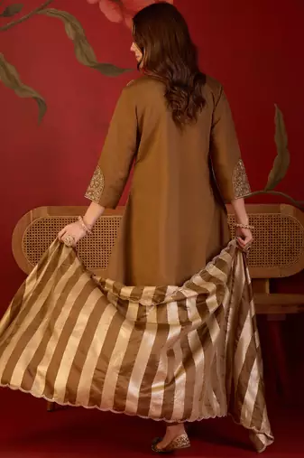 Brown silk blend embroidered kurta set with Dupatta.