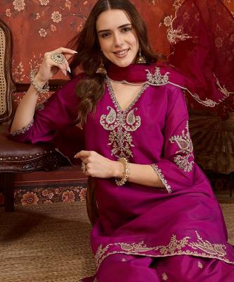 Rani silk blend embroidered kurta Plazzo Set with dupatta. 1