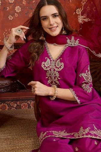 Rani silk blend embroidered kurta Plazzo Set with dupatta.