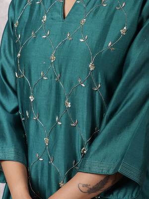 Teal silk blend chanderi hand embroidered suit set 3
