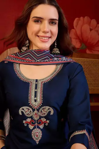 Teal silk blend embroidered kurta set with dupatta.