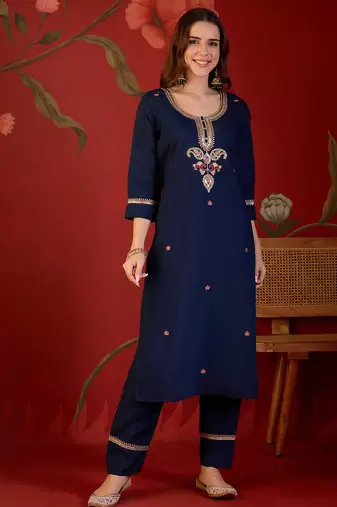 Teal silk blend embroidered kurta set with dupatta.