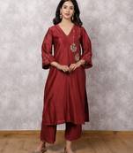 Maroon chandbali silk blend chanderi suit set, stitched