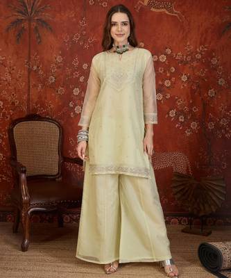 Pista organza embroidered kurta plazzo set with dupatta. 4