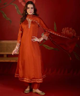 Orange silk blend embroidered anarkali kurta set with dupatta. 2