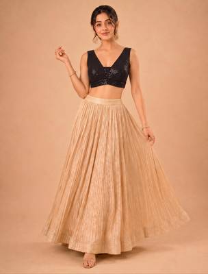 women's embroidery padded back-open sleeveless saree blouse 4