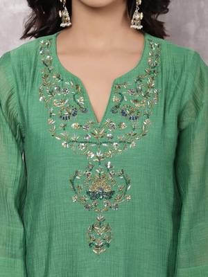Green chanderi kurta set with hand embroidered yoke, stitched 3