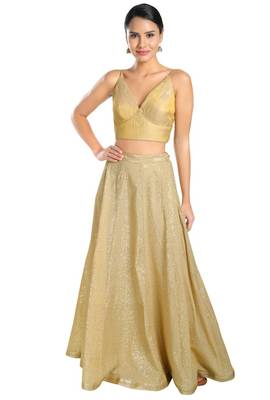women's tissue padded back open sleeveless saree blouse 4