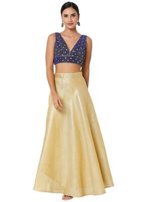 women's velvet padded back open short-sleeves saree blouse 4