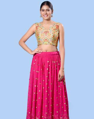women's computer-work padded back-open elbow-length-sleeves saree blouse 4