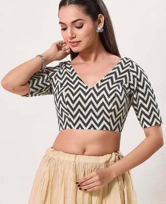 women's crocheo padded back-open elbow-length-sleeves saree blouse 1