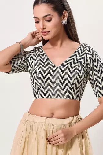 women's crocheo padded back-open elbow-length-sleeves saree blouse