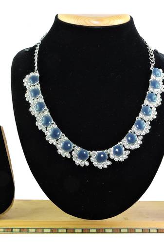 Beige color rhodium plating festive wear designer necklace set