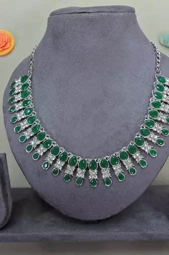 Green color rhodium plating festive wear designer necklace set