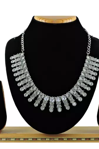 White color rhodium plating festive wear designer necklace set