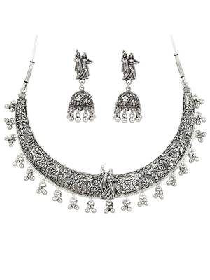 Navratri oxidised silver plated choker necklace with earrings set for women 3