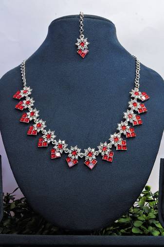 Red color rhodium plating festive wear designer necklace set