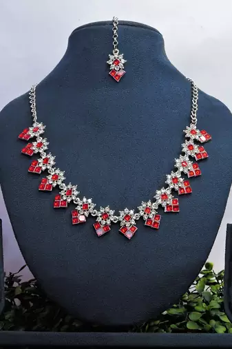 Red color rhodium plating festive wear designer necklace set