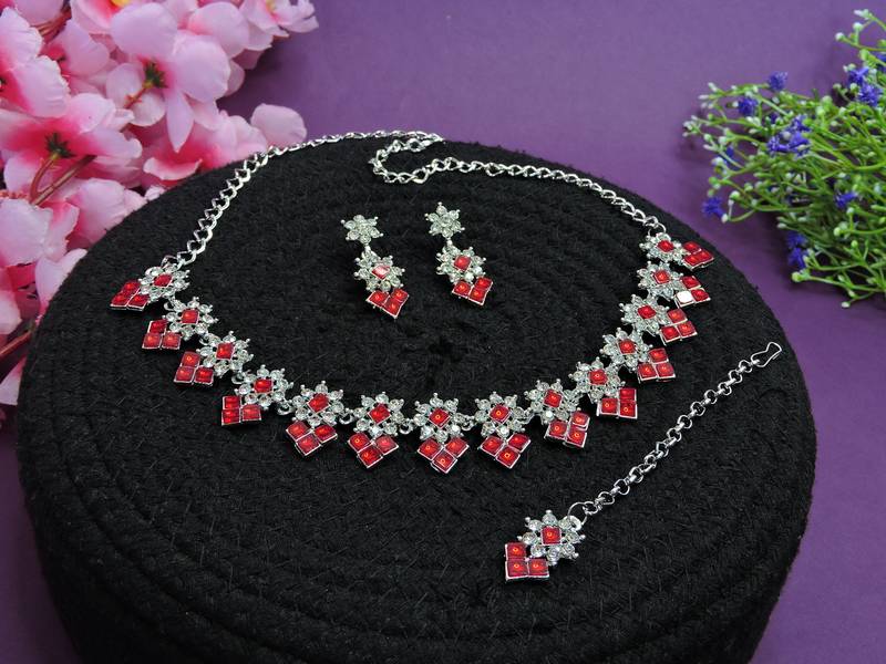 Red color rhodium plating festive wear designer necklace set