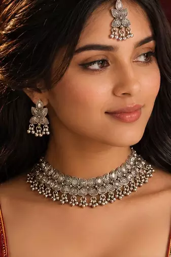 Navratri oxidised silver plated necklace with earrings and maang tikka for women