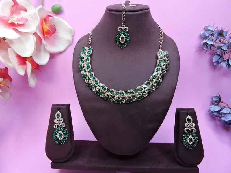 Green color yellow gold plating festive wear designer necklace set