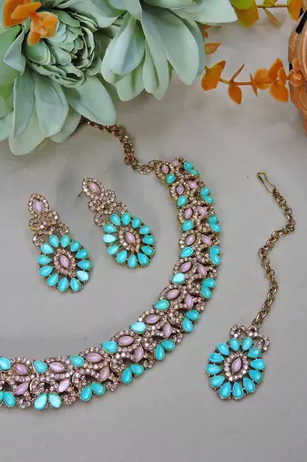 Green color yellow gold plating festive wear designer necklace set
