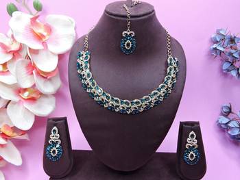 Green color yellow gold plating festive wear designer necklace set 1